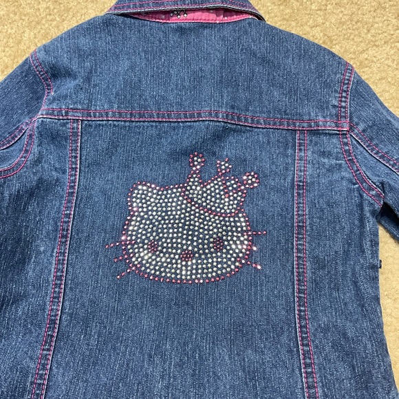 Hello Kitty Girls Jean Jacket Sz6 Beaded Kitty On Back Button Front Long Sleeve. - Picture 6 of 10